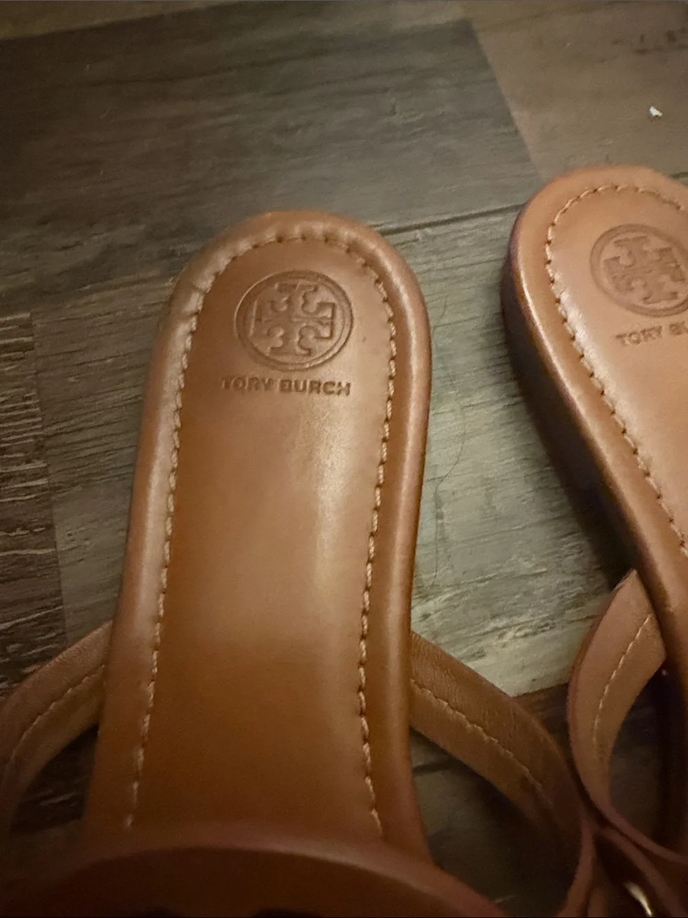 Tory Burch Tan Leather Logo Thong Sandals - Picture 3 of 6